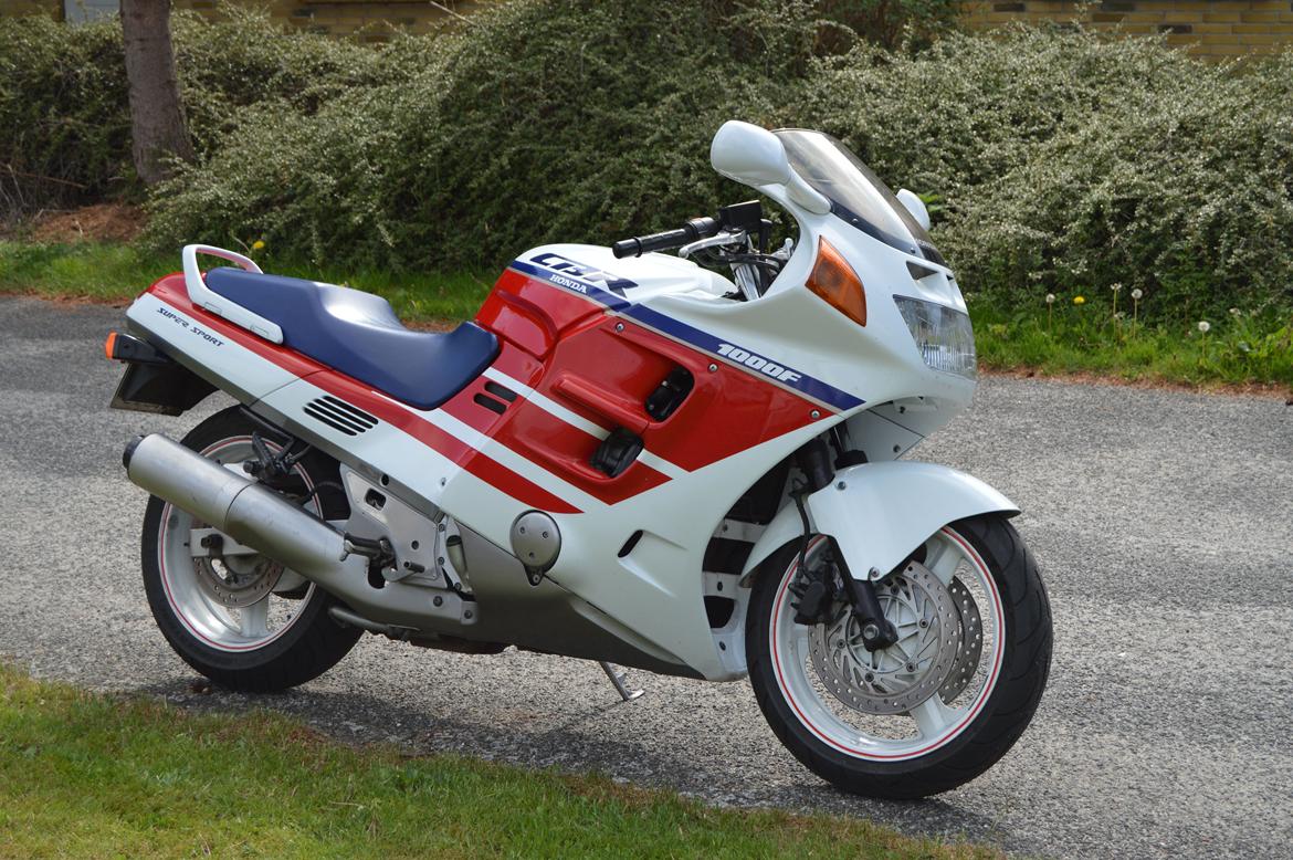 Honda CBR 1000 F (solgt) billede 4