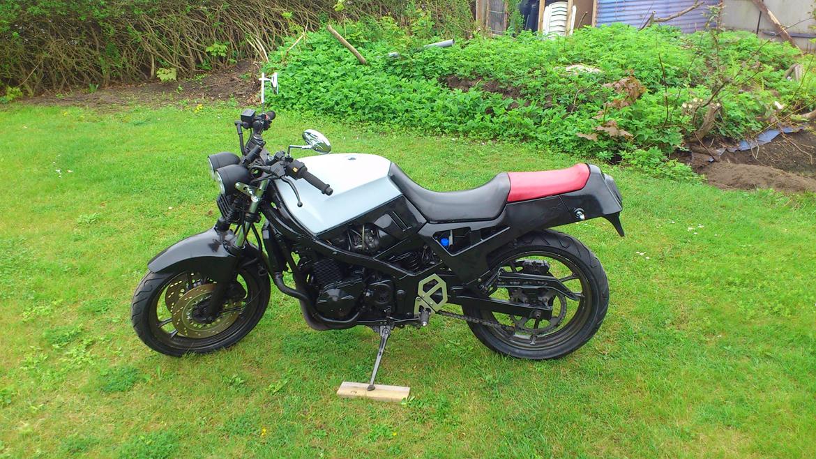 Suzuki Gsx 400 x Impulse....Efter Renovering billede 3