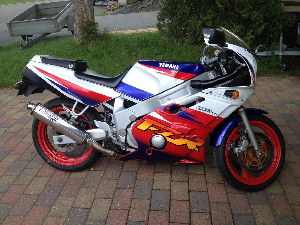 Yamaha FZR 600 (Solgt) billede 4