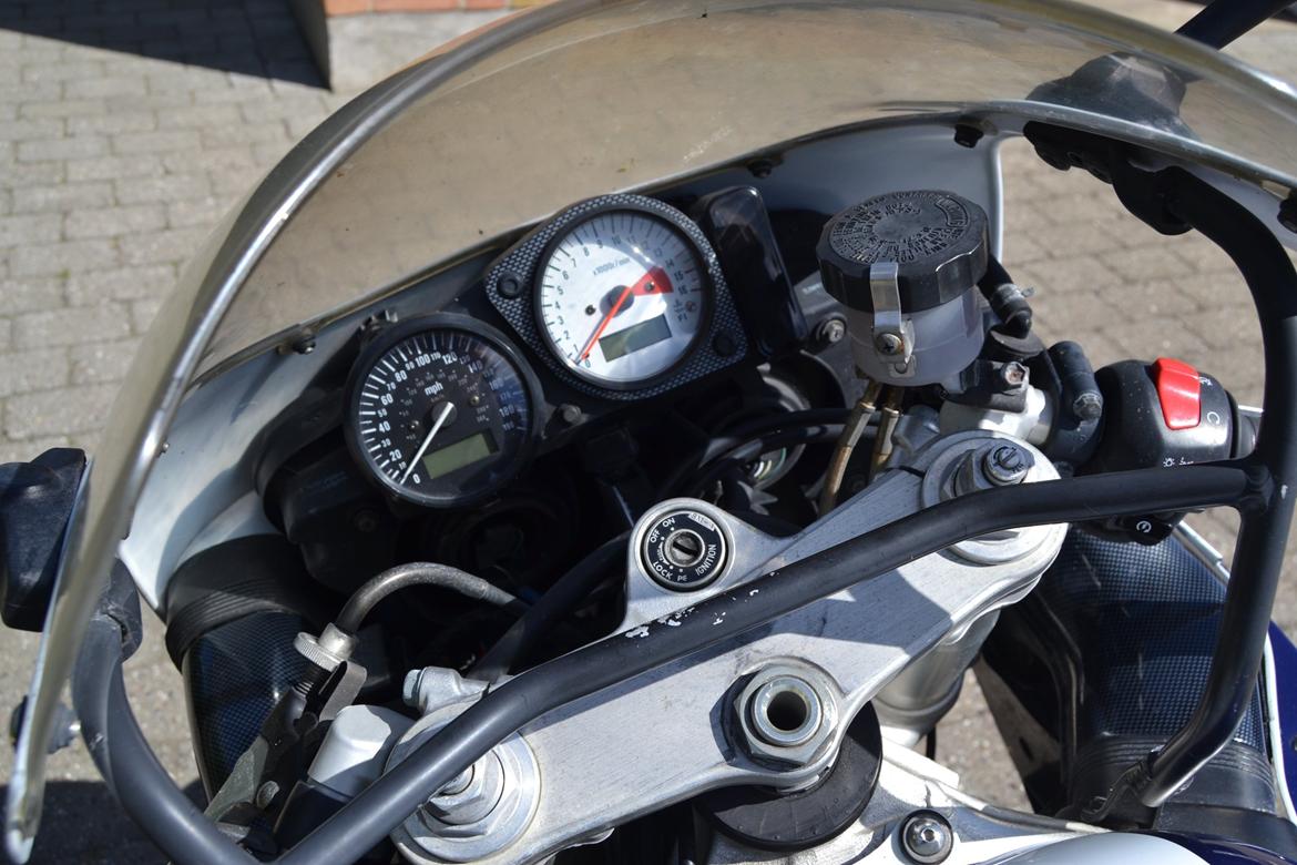 Suzuki GSXR 750 SRAD billede 6