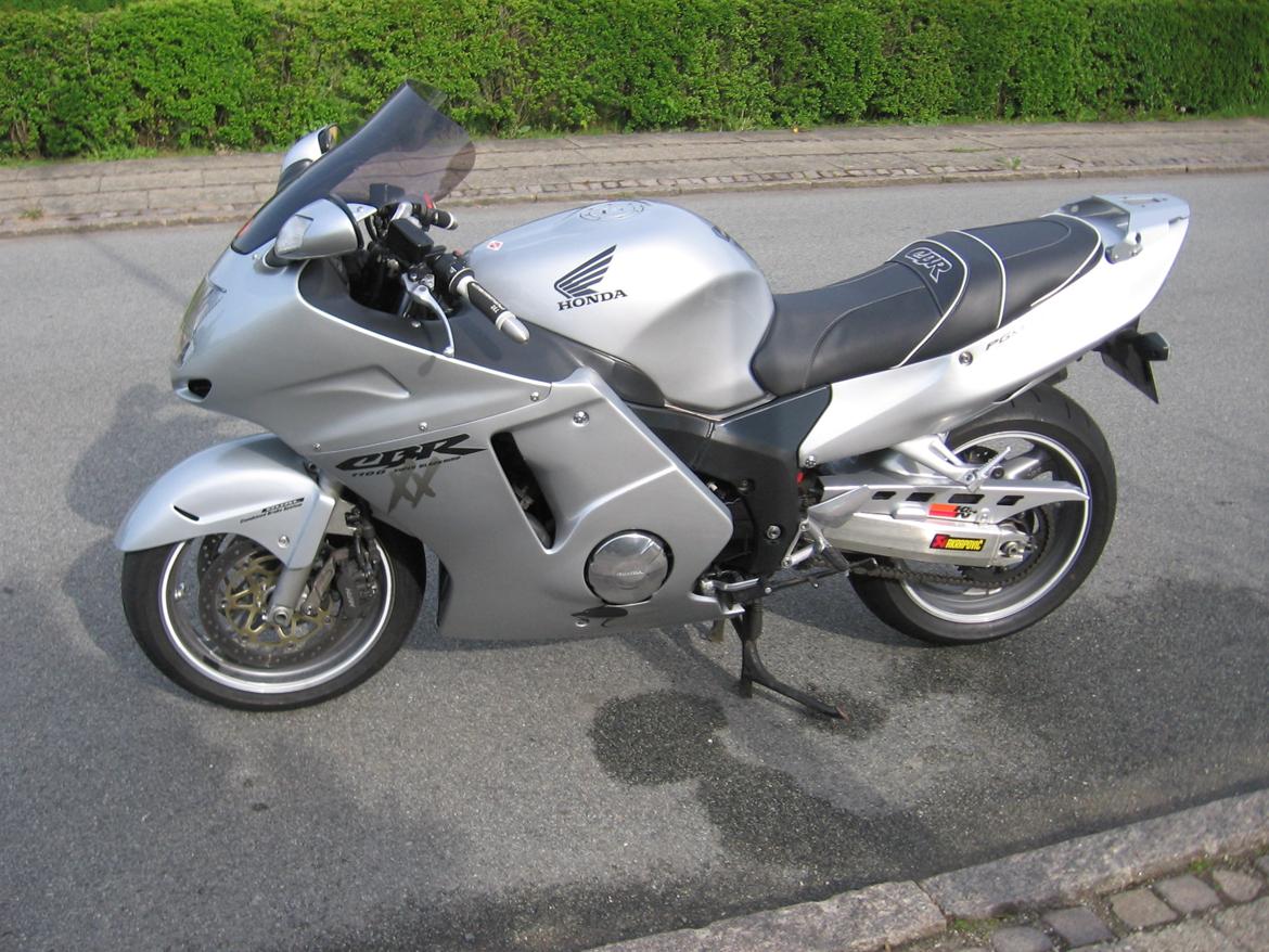 Honda Cbr 1100 xx Blackbird Solgt - Nu med nyt sædecover billede 1