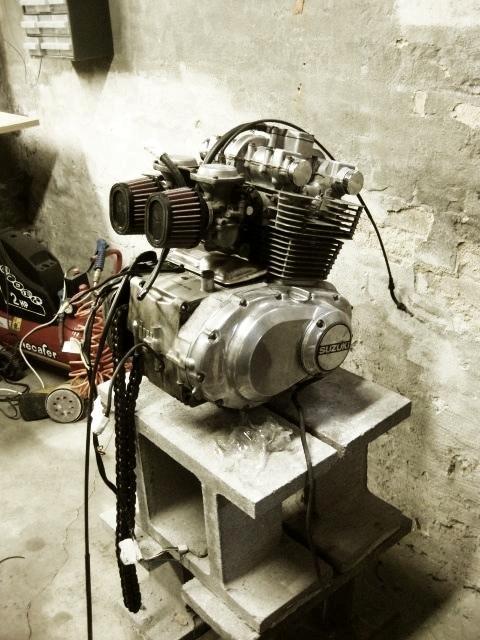 Suzuki GSX 400 billede 4