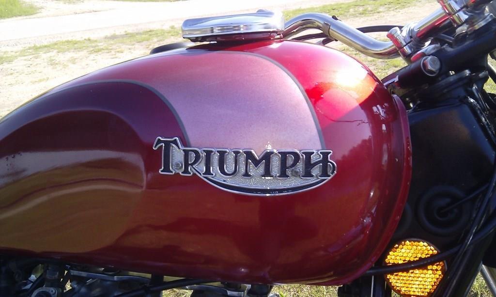 Triumph Bonneville T140 V billede 3