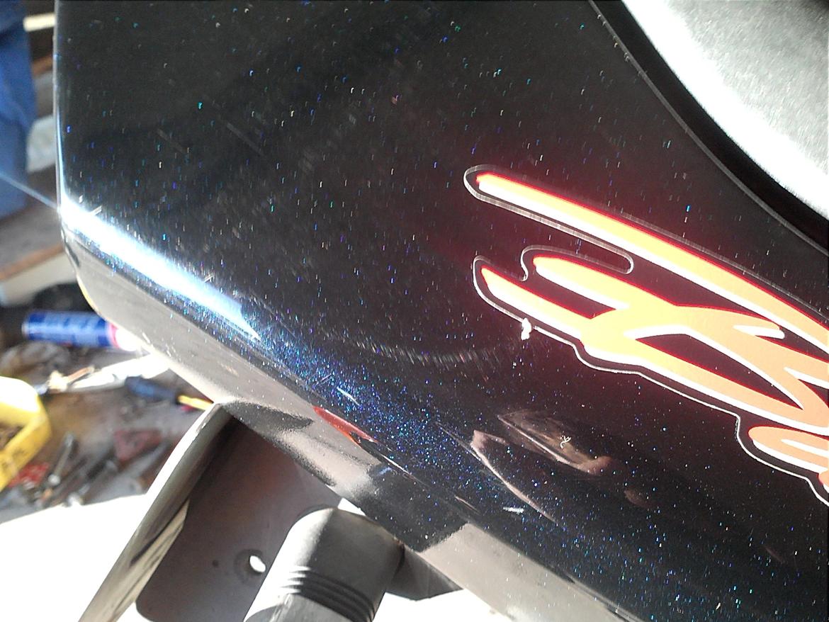 Suzuki bandit VM 400 (GSF) - lidt blå flakes skader ikke billede 14