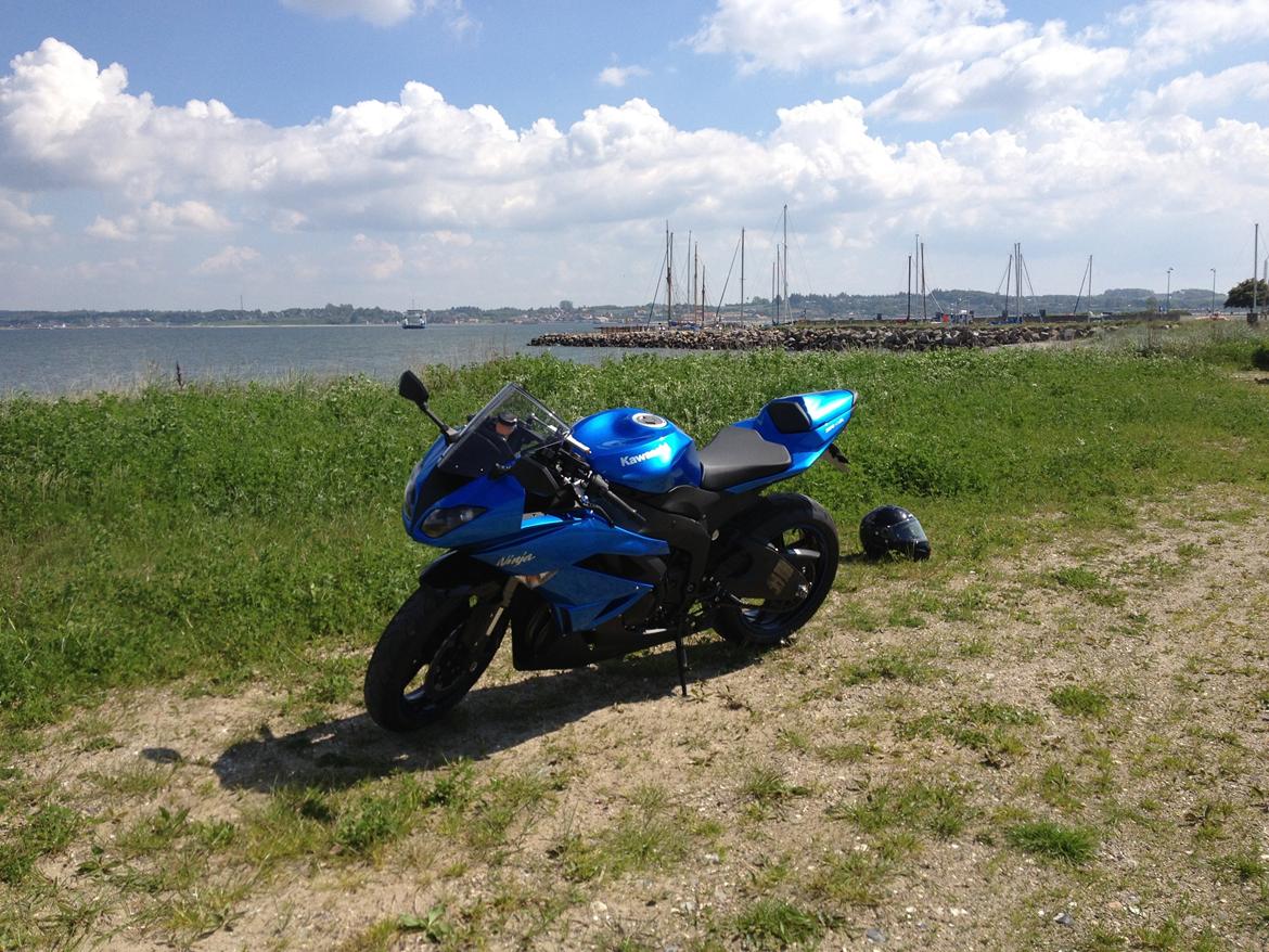 Kawasaki ZX6R billede 4