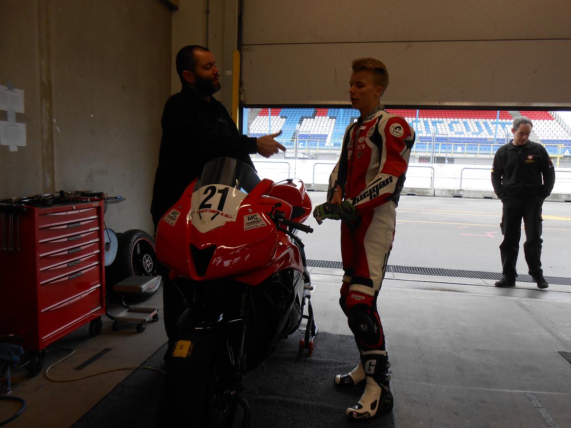 Honda CBR 600RR billede 2