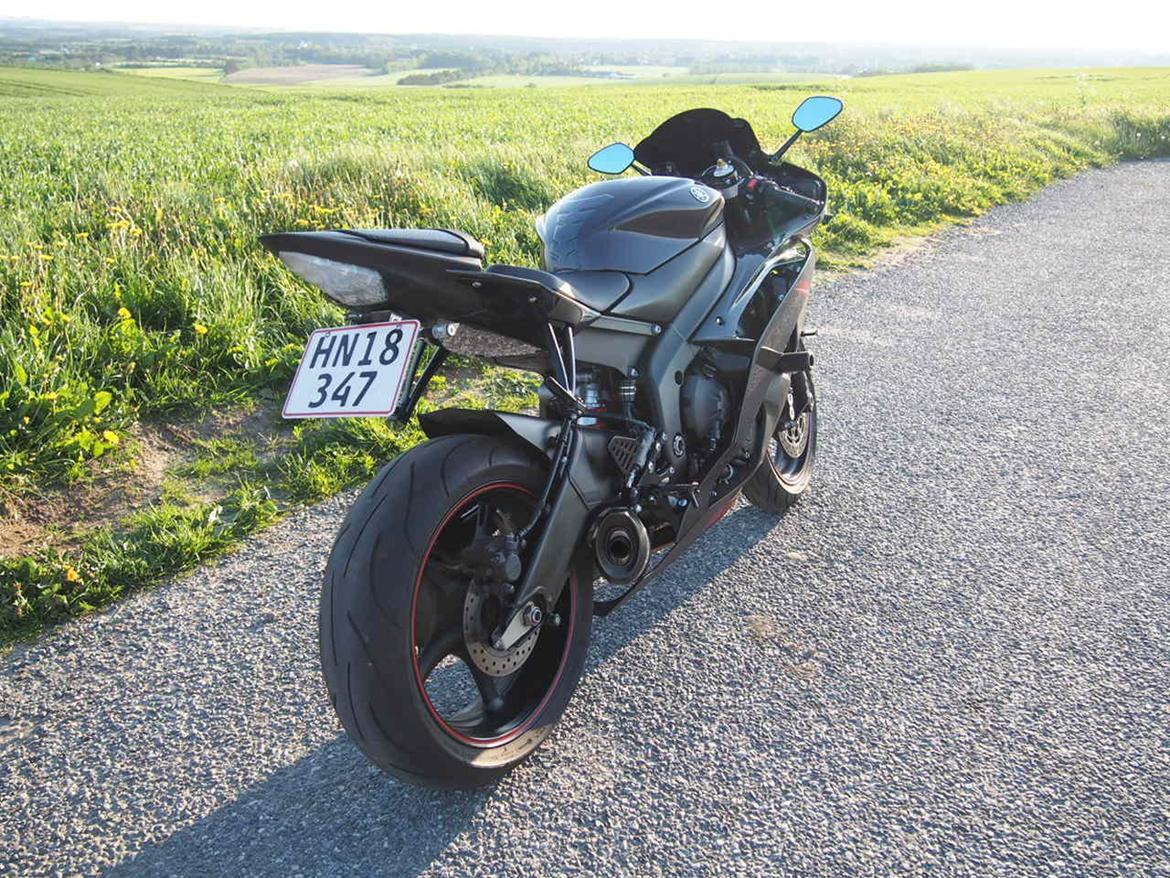 Yamaha R6 billede 6