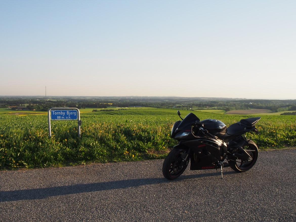 Yamaha R6 billede 10