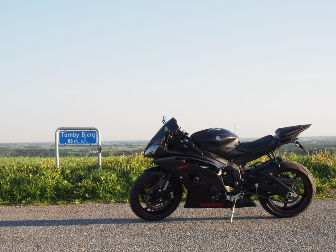 Yamaha R6 billede 3