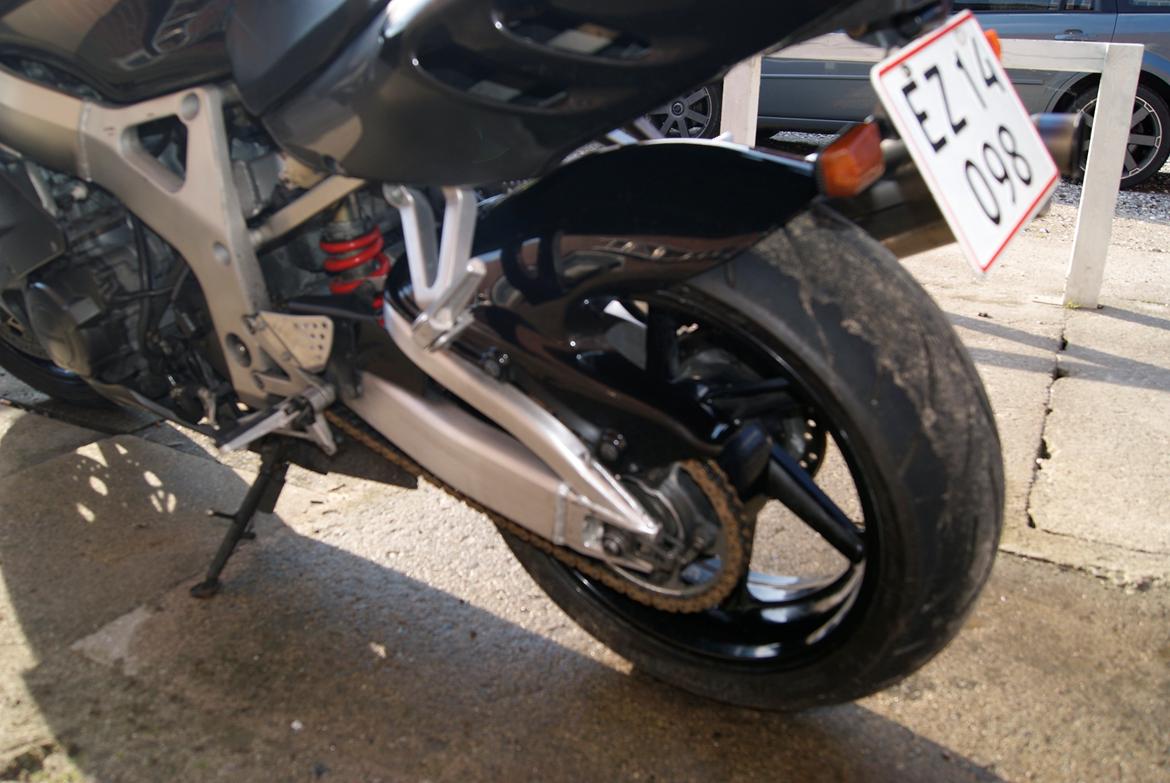 Honda cbr 900rr !solgt! billede 7