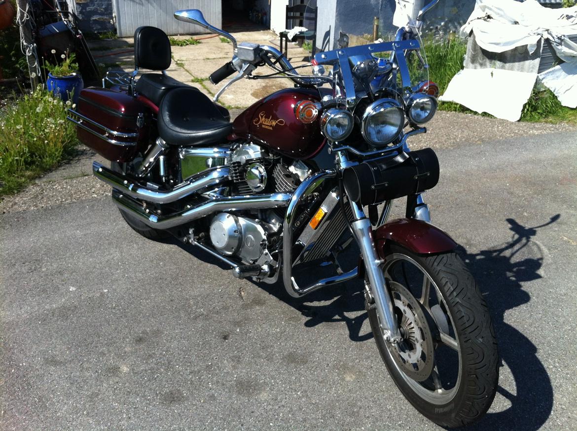 Honda vt 1100 shadow billede 10