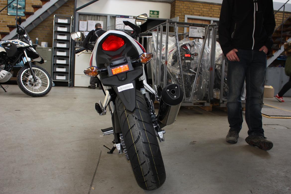 Honda cbr 500 ra billede 3