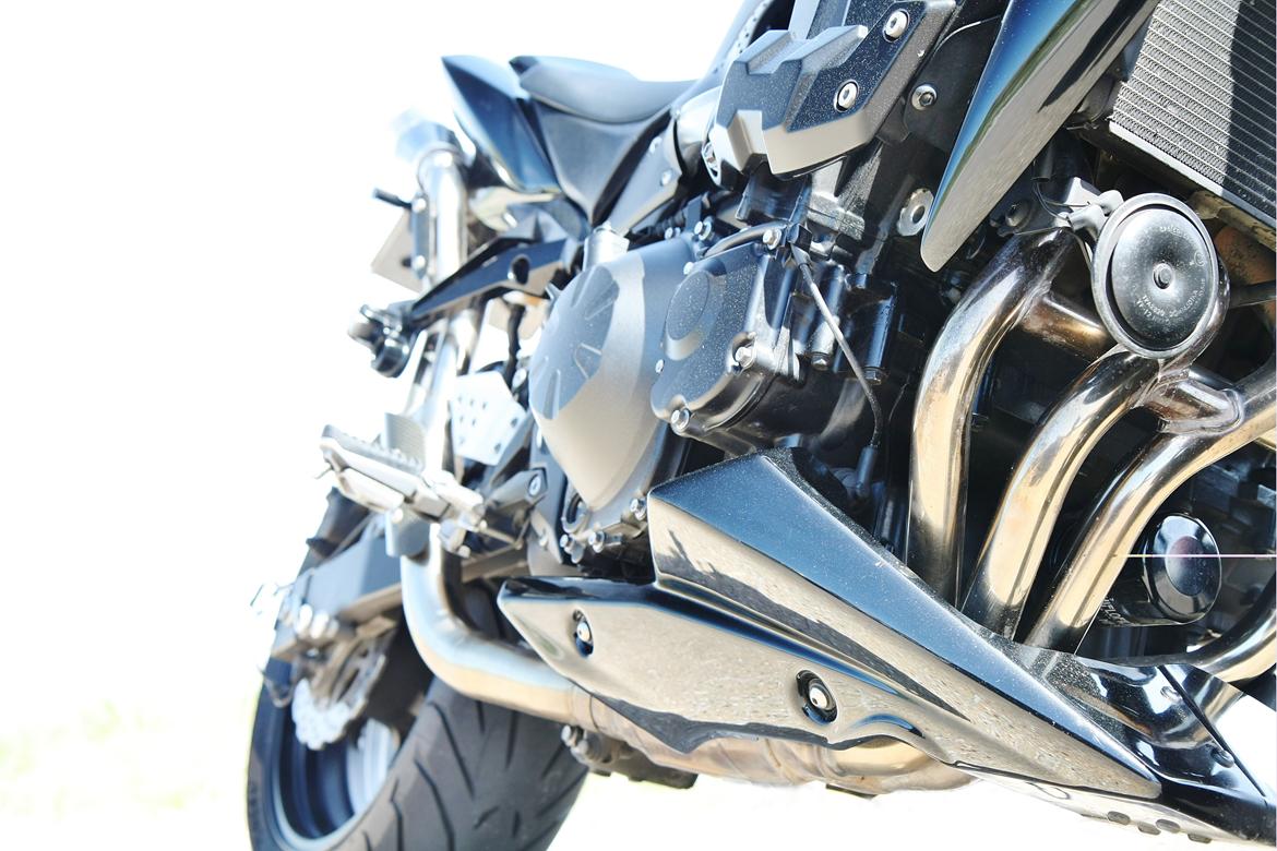 Kawasaki z750 abs solgt - så skal der pløjes:) billede 6