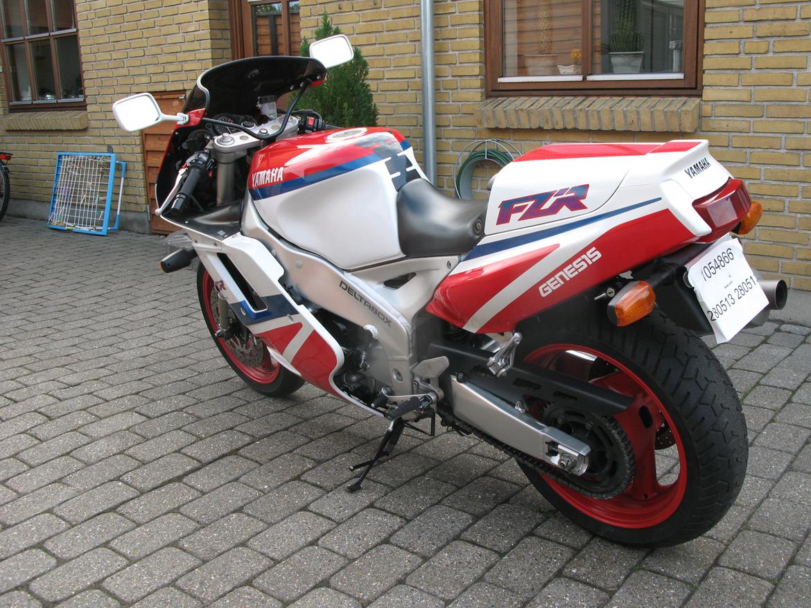 Yamaha FZR 1000 billede 5