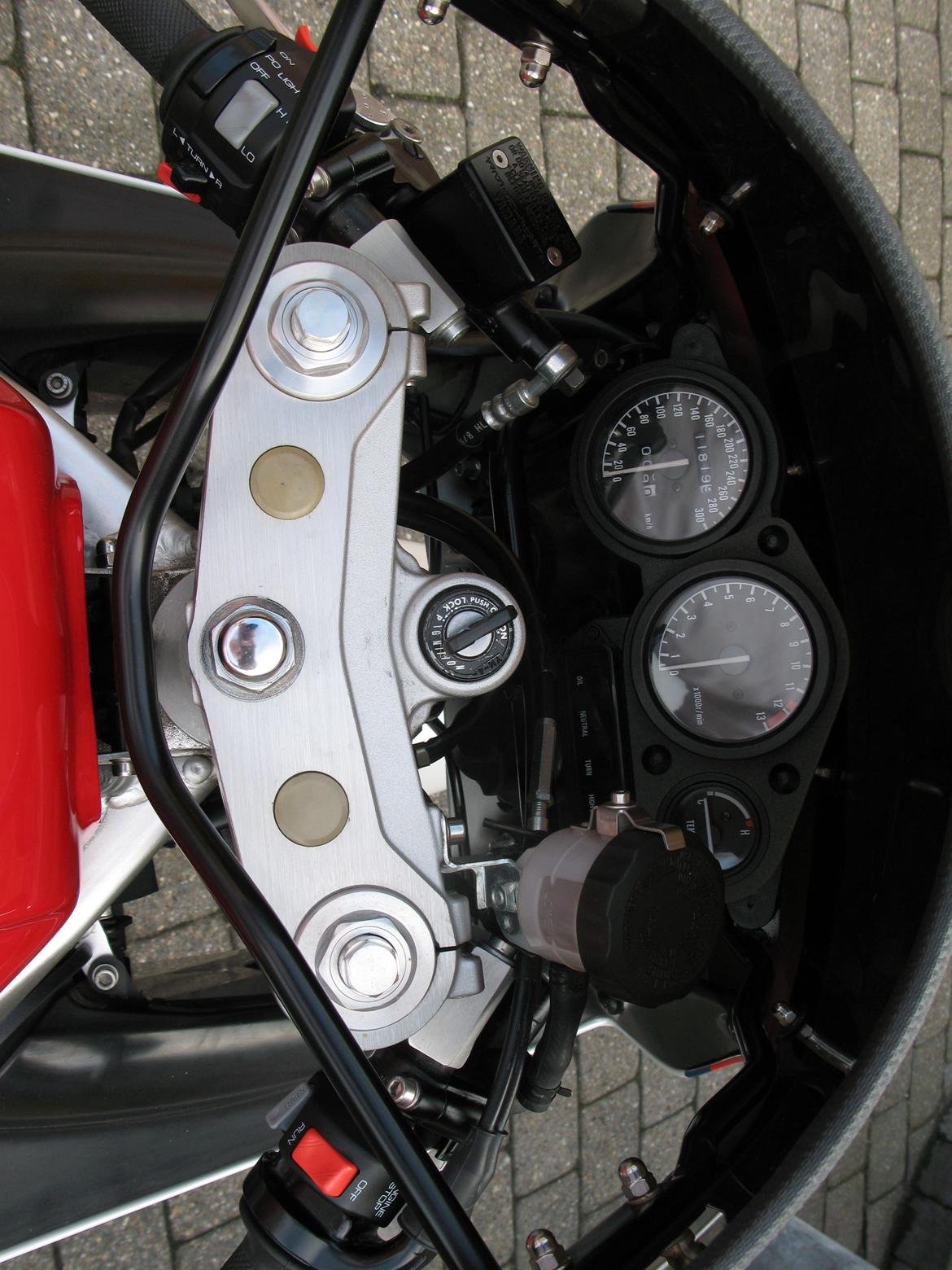 Yamaha FZR 1000 billede 7