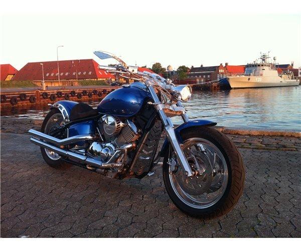 Yamaha Dragstar XVS 1100 billede 1