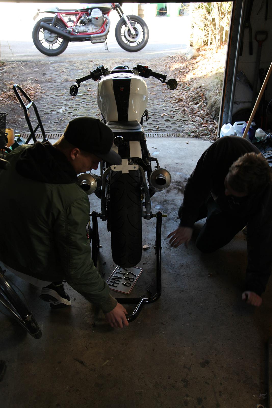 Ducati SS 750 cafe racer billede 2