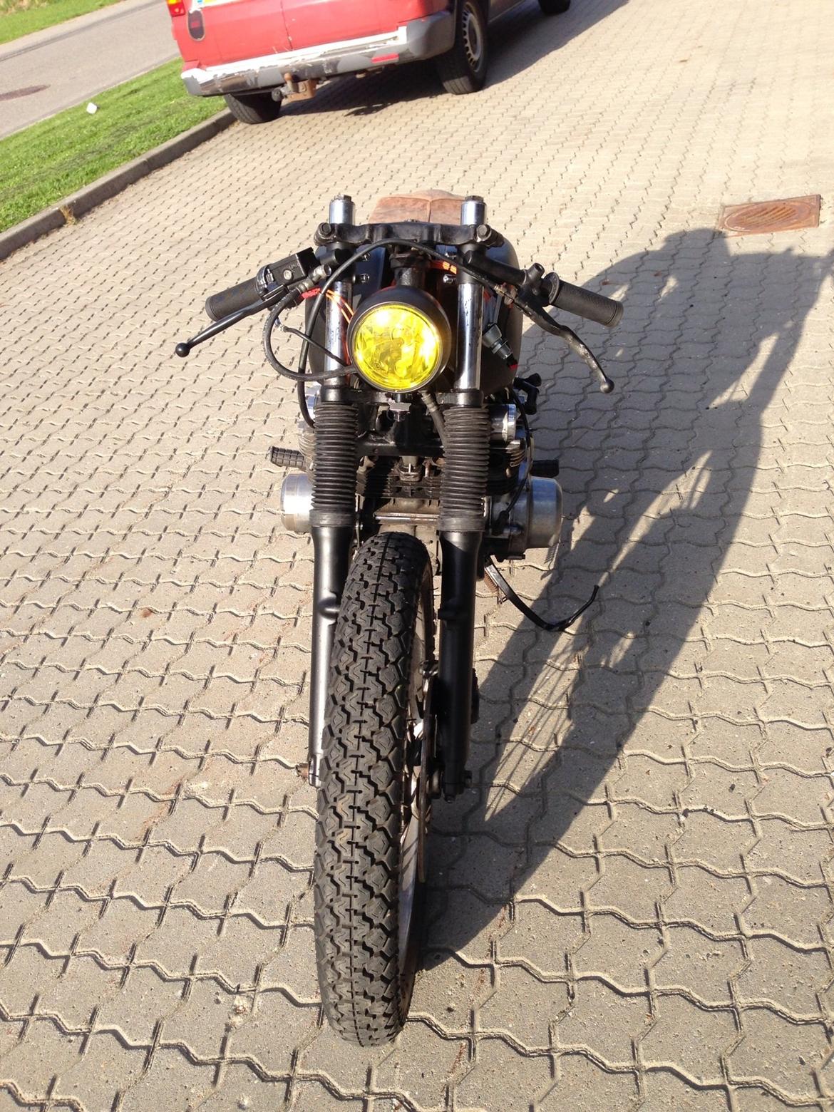 Suzuki GS550 - Super smal billede 2