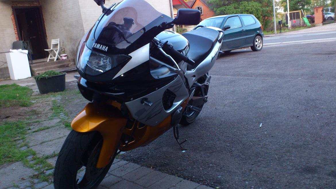 Yamaha YZF600R Thundercat billede 1