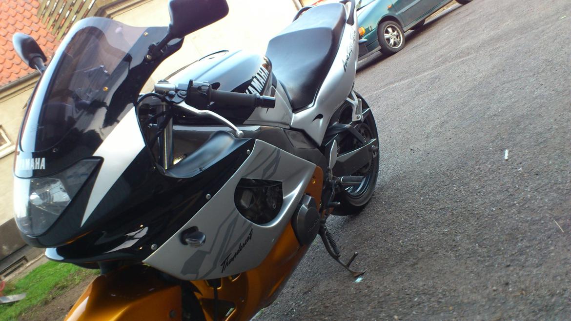 Yamaha YZF600R Thundercat billede 3