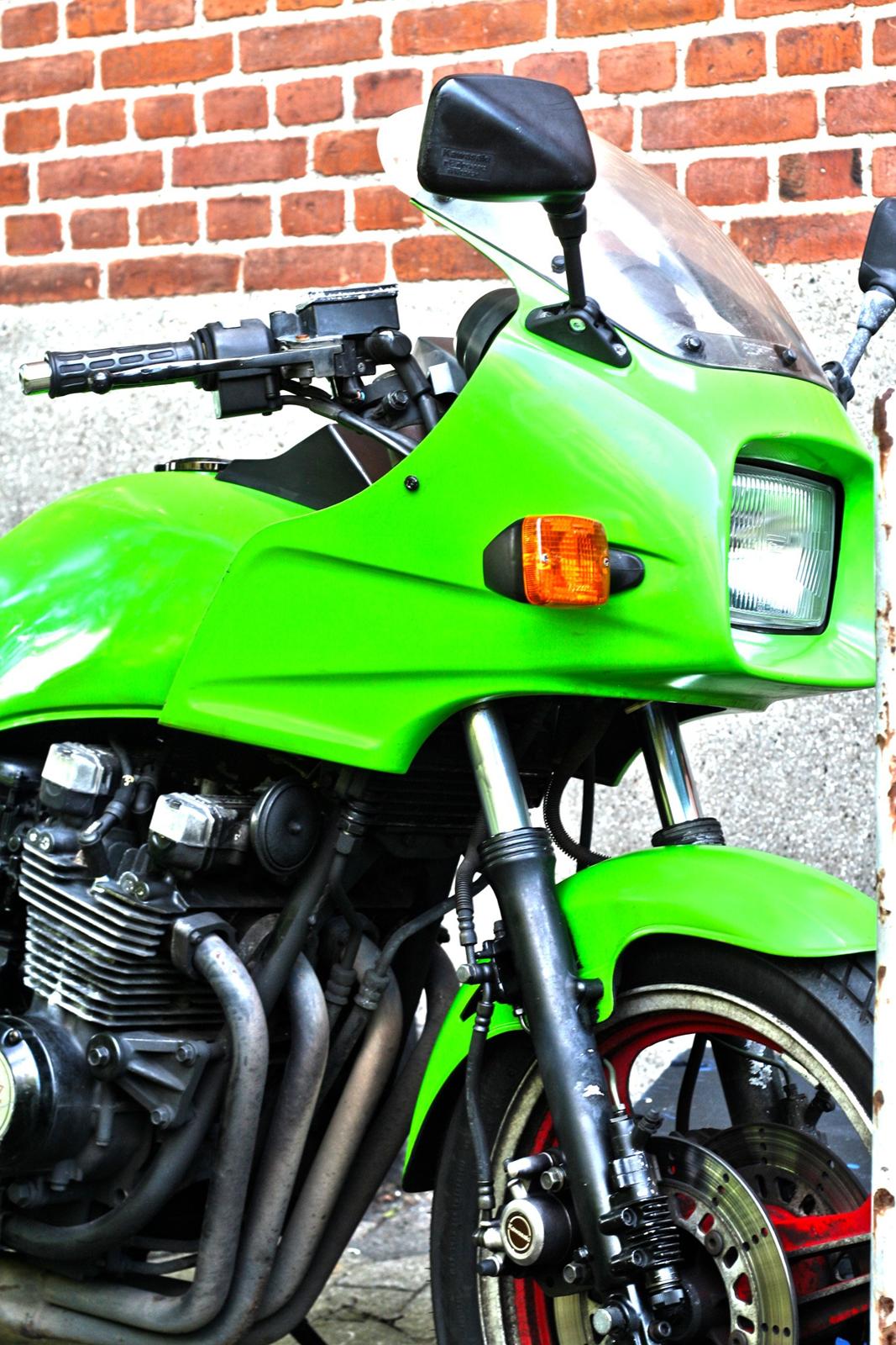 Kawasaki GPz 550 billede 5