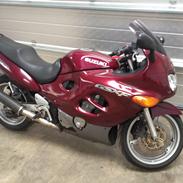 Suzuki Gsx 750 F
