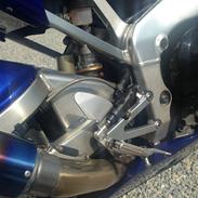 Yamaha YZF R1