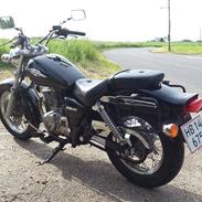 Suzuki GZ 250 Marauder SOLGT