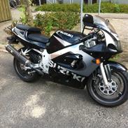 Suzuki GSXR 600
