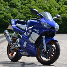 Yamaha YZF R6
