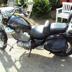 Yamaha XV 535