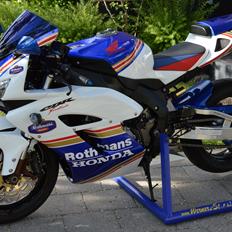 Honda CBR 1000 RR SC57