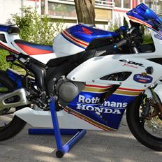 Honda CBR 1000 RR SC57