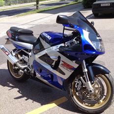 Suzuki GSX-R 750 srad