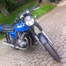 Suzuki GS 550