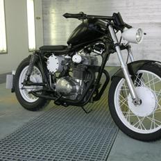 Honda CB350 Twin Bobber