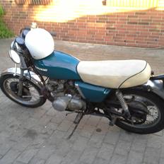 Kawasaki z 400