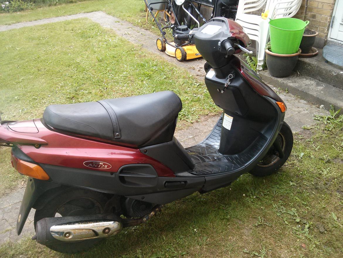 Suzuki AN 125 billede 7