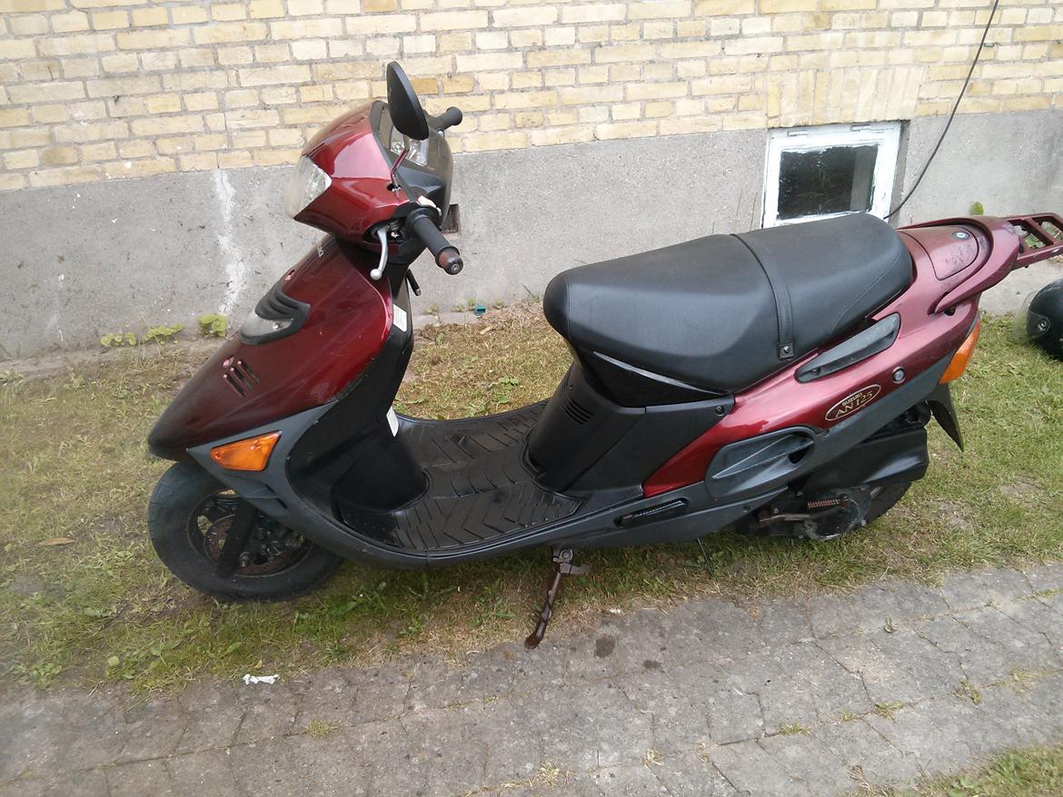 Suzuki AN 125 billede 12