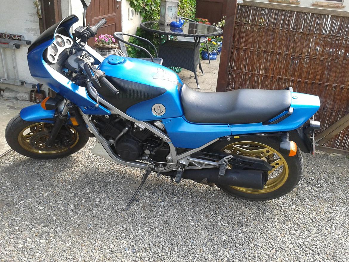 Honda VF750F billede 3