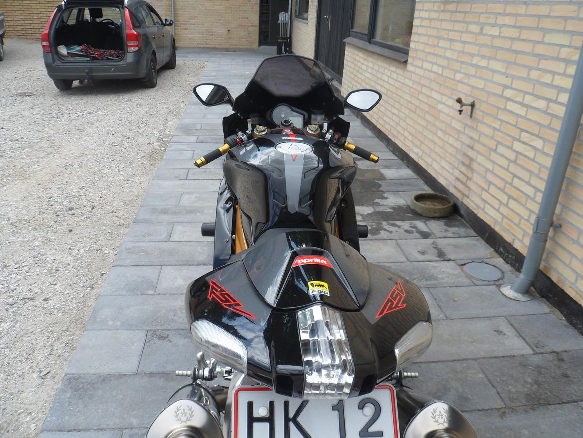 Aprilia RSV 1000 R Factory (solgt) billede 15