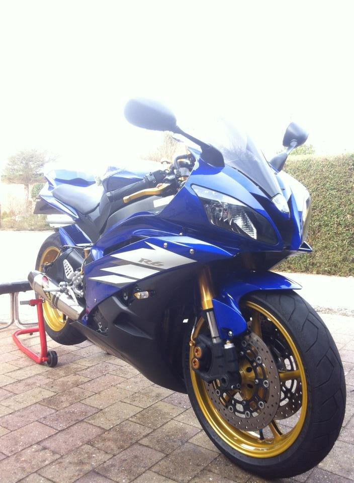 Yamaha R6 billede 3
