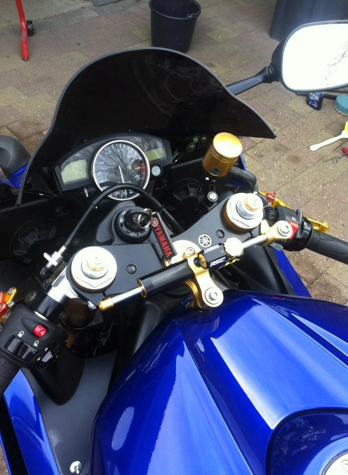 Yamaha R6 billede 10
