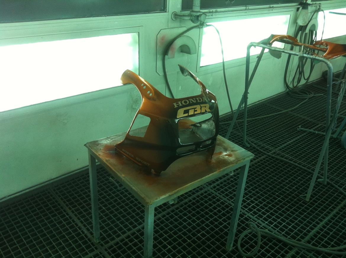 Honda CBR 1000 F billede 4