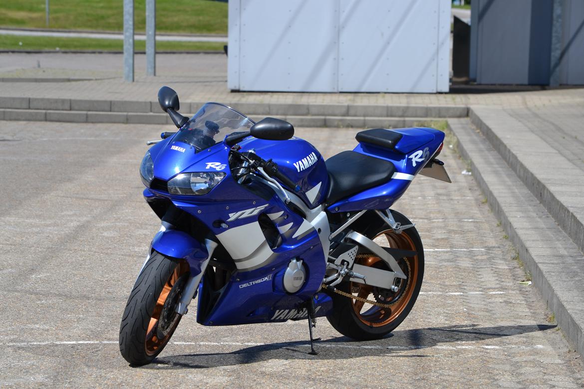Yamaha YZF R6 billede 11