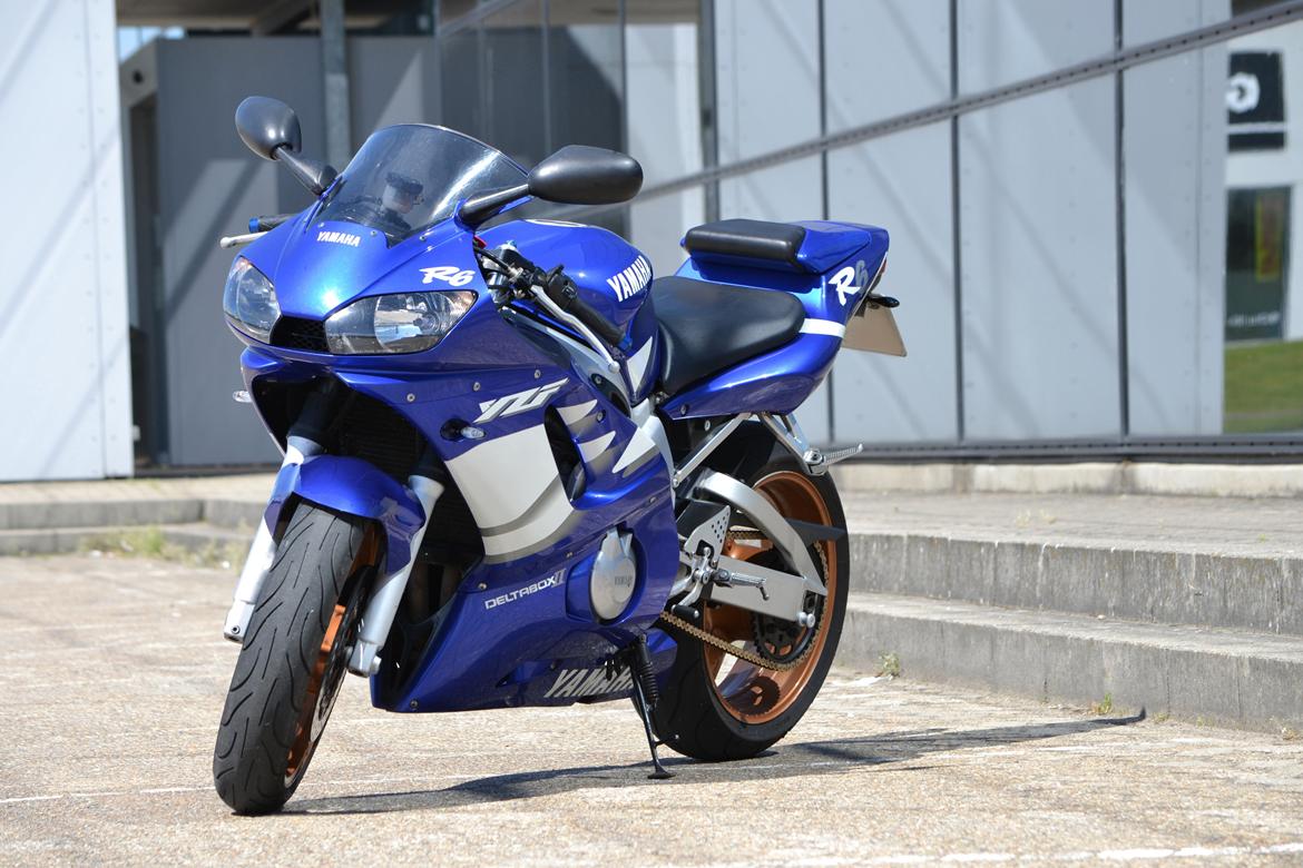 Yamaha YZF R6 billede 1