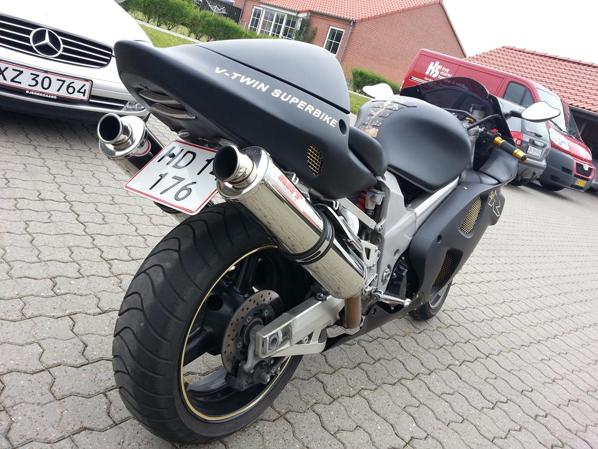 Suzuki TL1000R (Black Beast) - solgt! billede 5