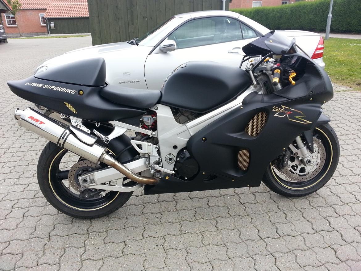 Suzuki TL1000R (Black Beast) - solgt! billede 7