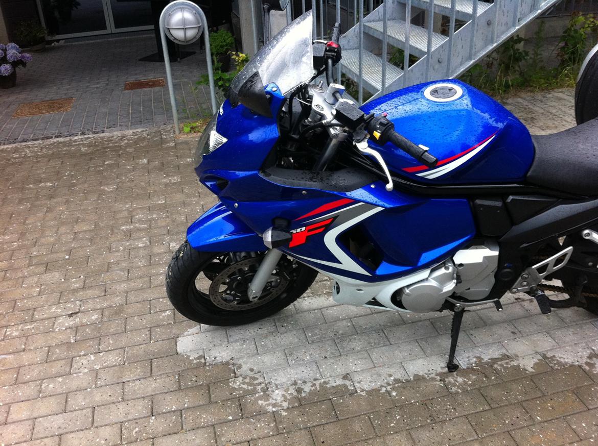 Suzuki GSX 650 F billede 2