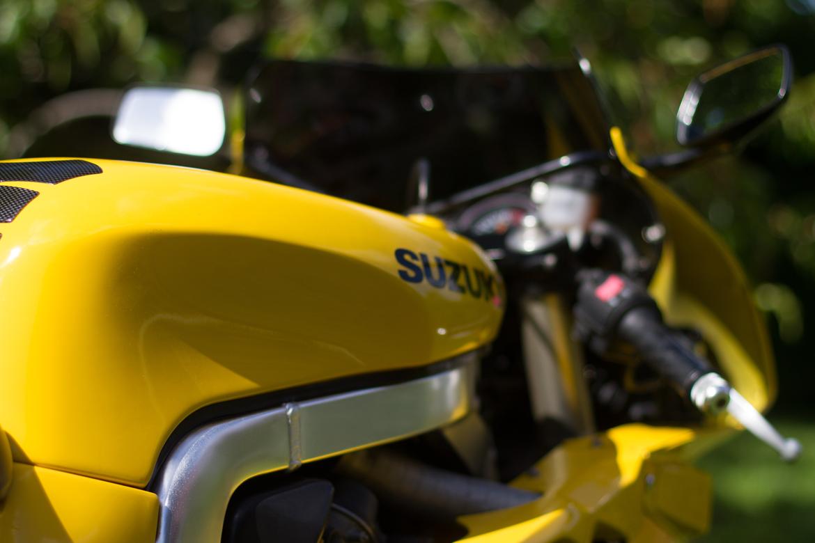 Suzuki GSX-R 400 R billede 6